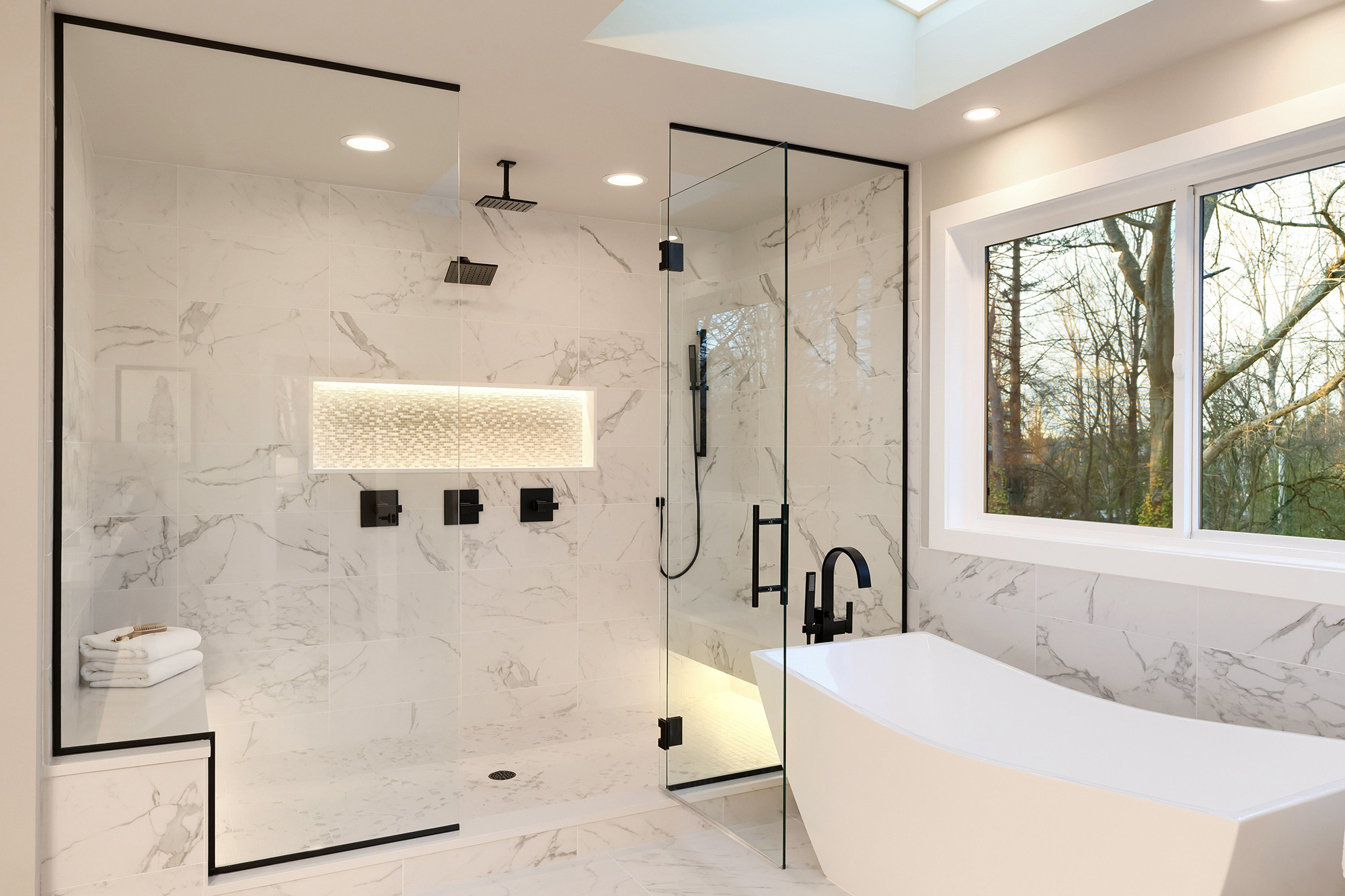 Deckenbeleuchtung – Badezimmer: Inspiration &amp; Tipps | Obi intended for Lampe Badezimmer Decke